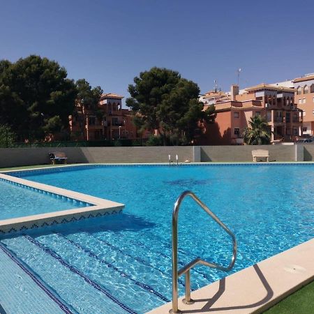 Lovely Apartment In Playa Flamenca أوريويلا المظهر الخارجي الصورة